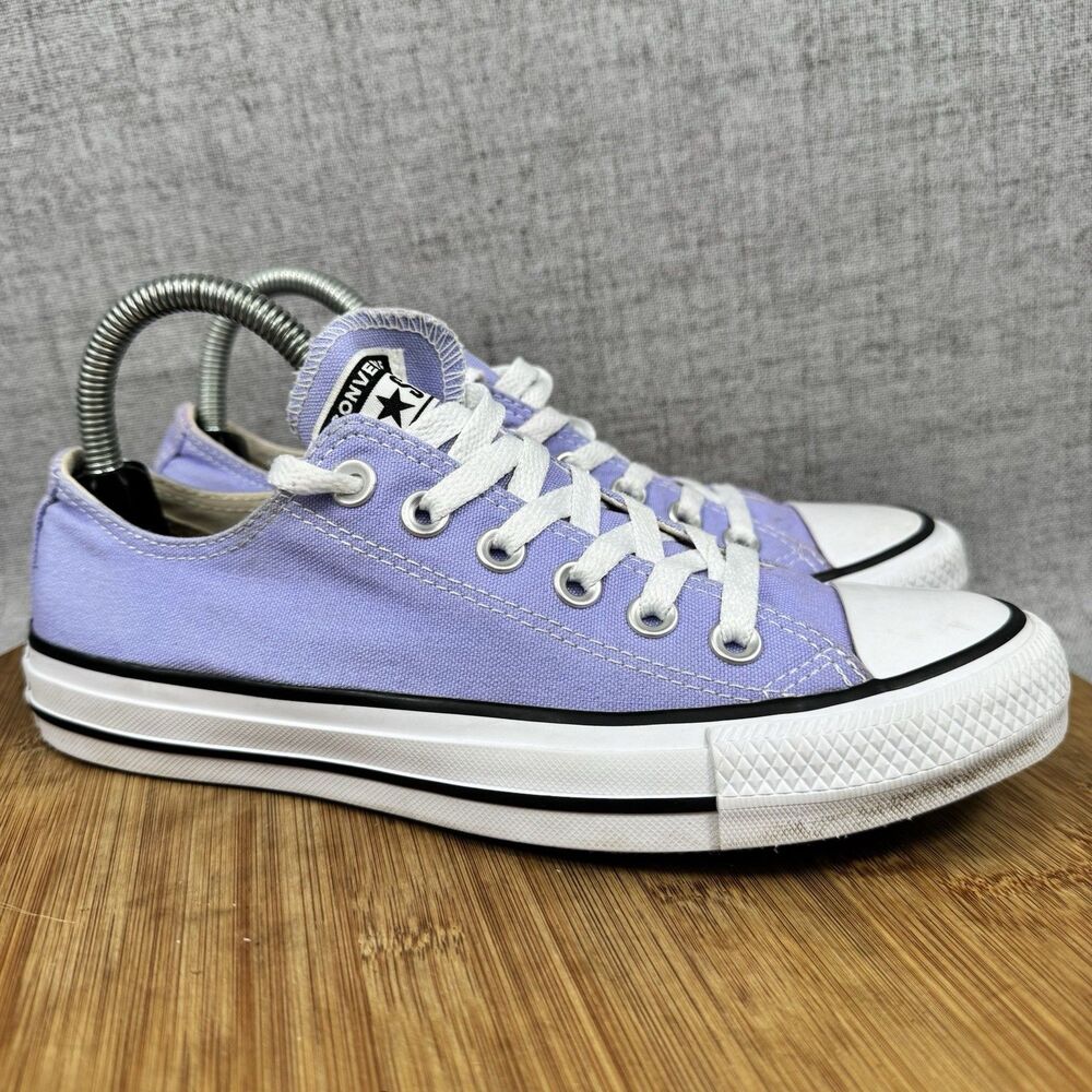 Converse All Star Chuck Taylor Sneakers Shoes Women's 7 Men's 5 Purple